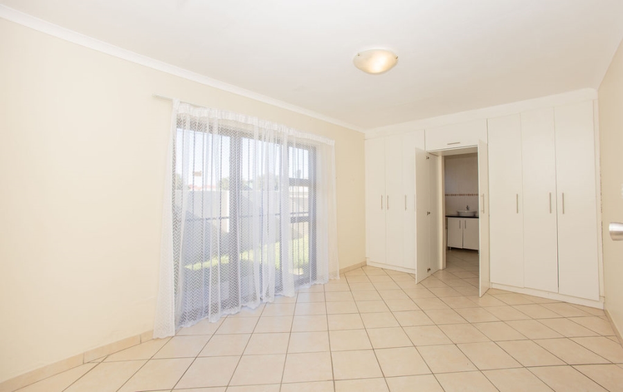 3 Bedroom Property for Sale in Greenfields Eastern Cape